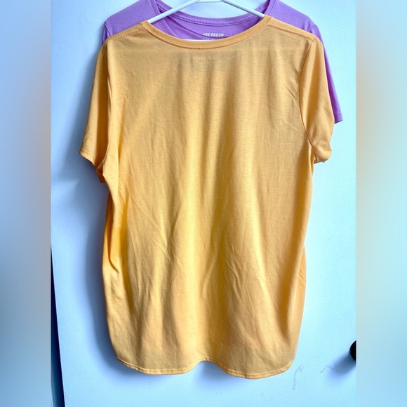 Joe Fresh pair of Women's Purple and Yellow Short Sleeve Tees - Picture 5 of 9